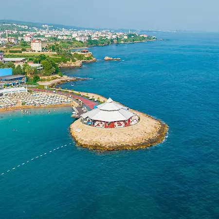 Granada Luxury Окурджалар