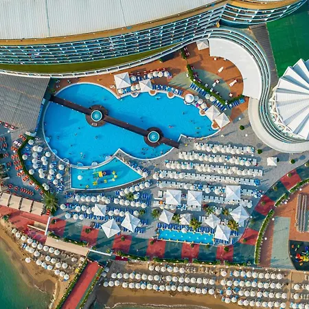 Курортный комплекс Granada Luxury Окурджалар