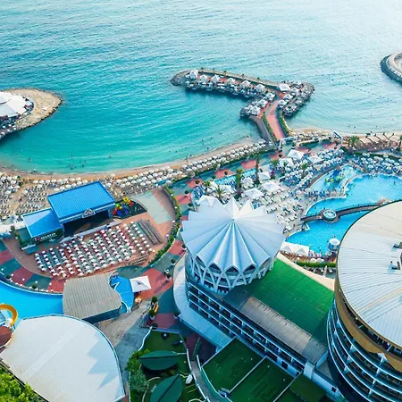 Курортный комплекс Granada Luxury Окурджалар