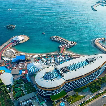Курортный комплекс Granada Luxury