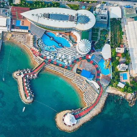 Granada Luxury Курортный комплекс 5*